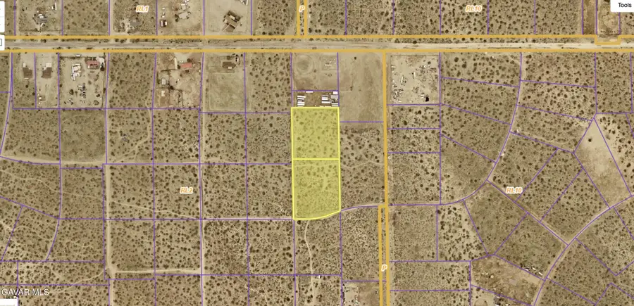 Cor 115th Ste Avenue # S4, Sun Village, CA 93543 - #2