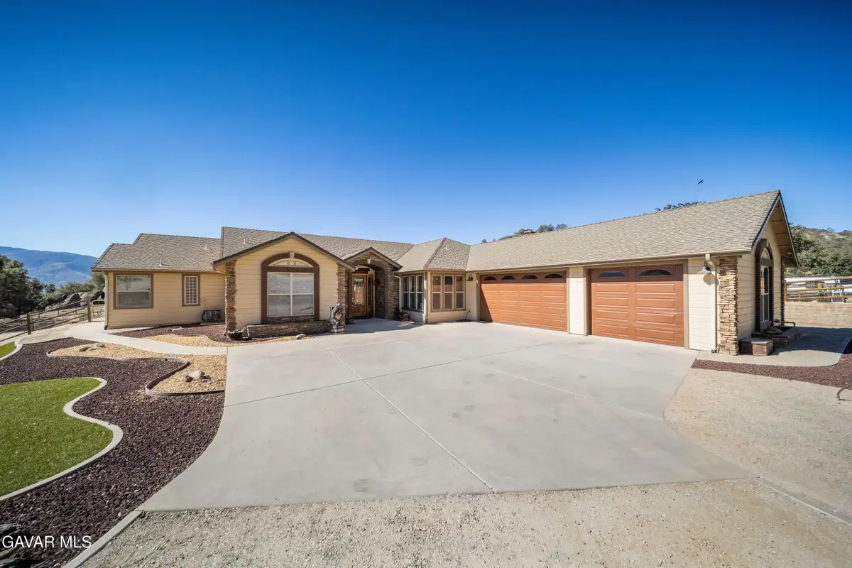 25370 Bear Valley Road, Tehachapi, CA 93561 - #1