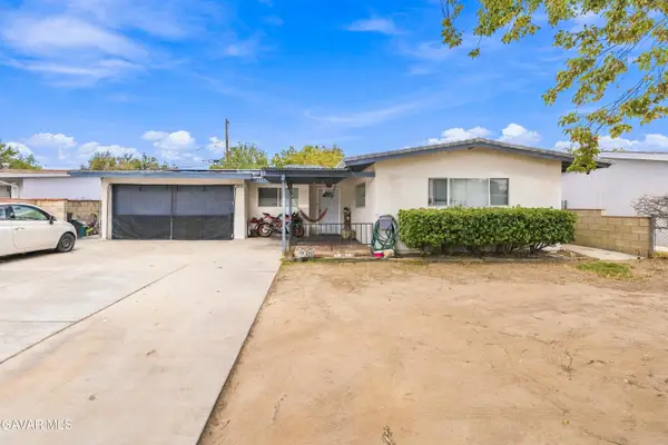 1021 W Avenue J13, Lancaster, CA 93534