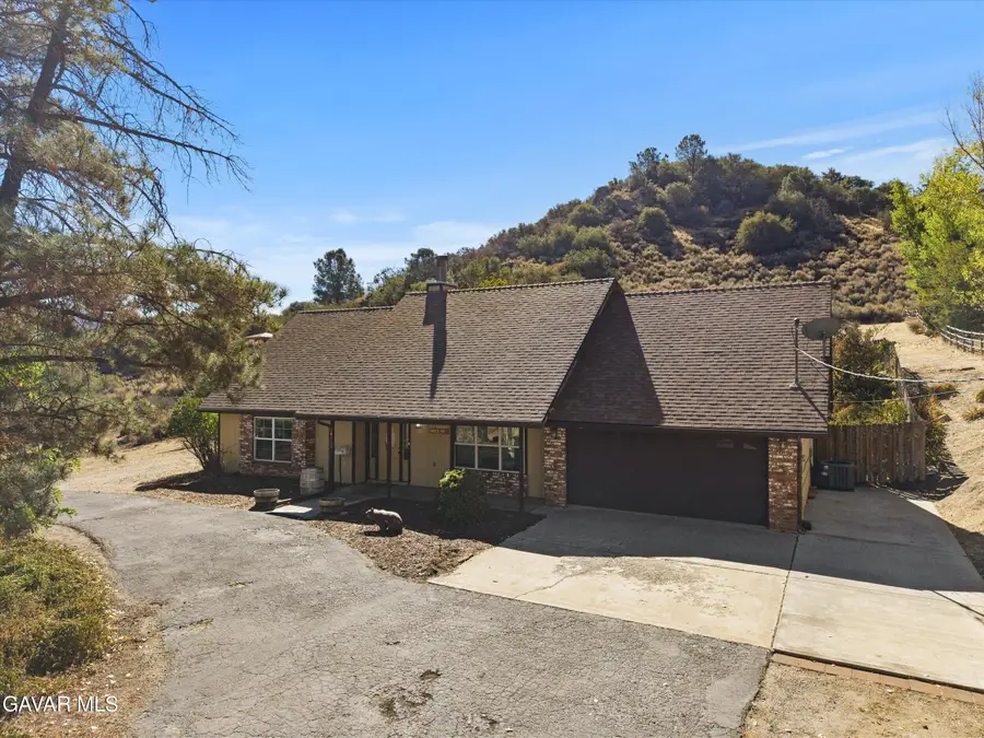 26000 Cumberland Road, Tehachapi, CA 93561 - #2
