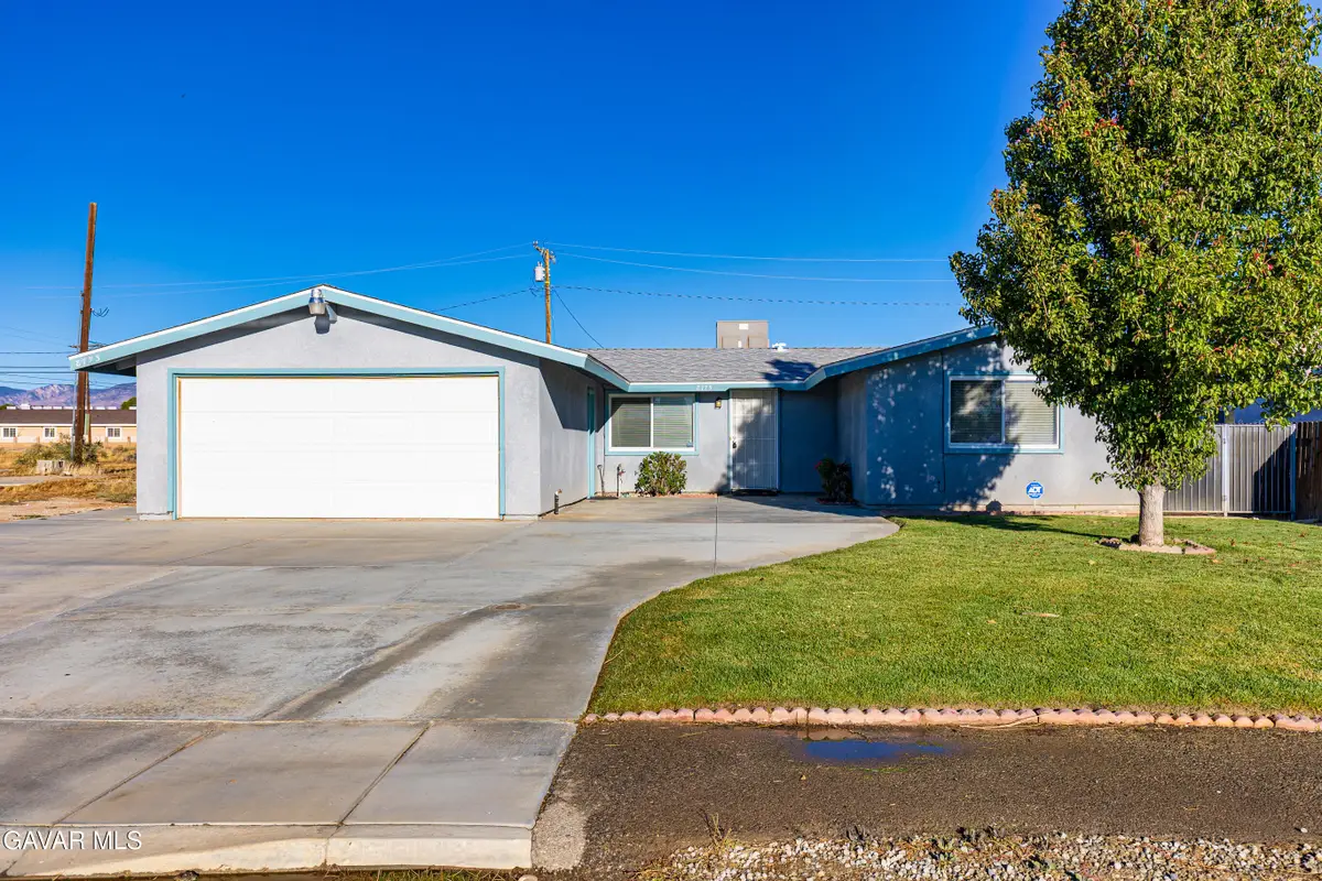 8773 N Loop Boulevard, California City, CA 93505 - #1