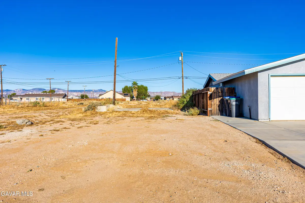 Apn 213-131-36 N. Loop Blvd, California City, CA 93505 - #1