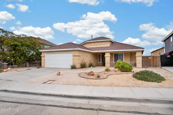 44252 Tahoe Way, Lancaster, CA 93536