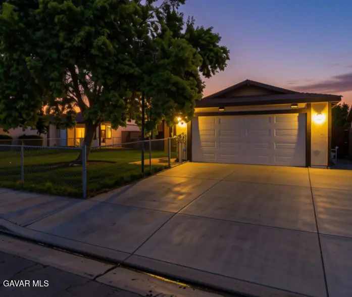 2233 Morningside Avenue, Lancaster, CA 93535 - #2