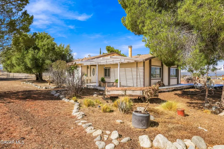 36304 E 52nd Street, Palmdale, CA 93552 - #2