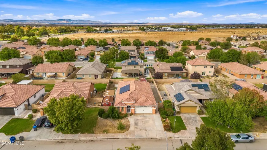 3045 E Newgrove Street, Lancaster, CA 93535 - #3