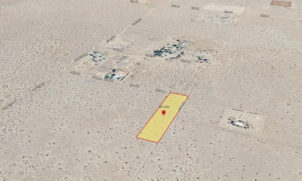 E Avenue R-8, Palmdale, CA 93591