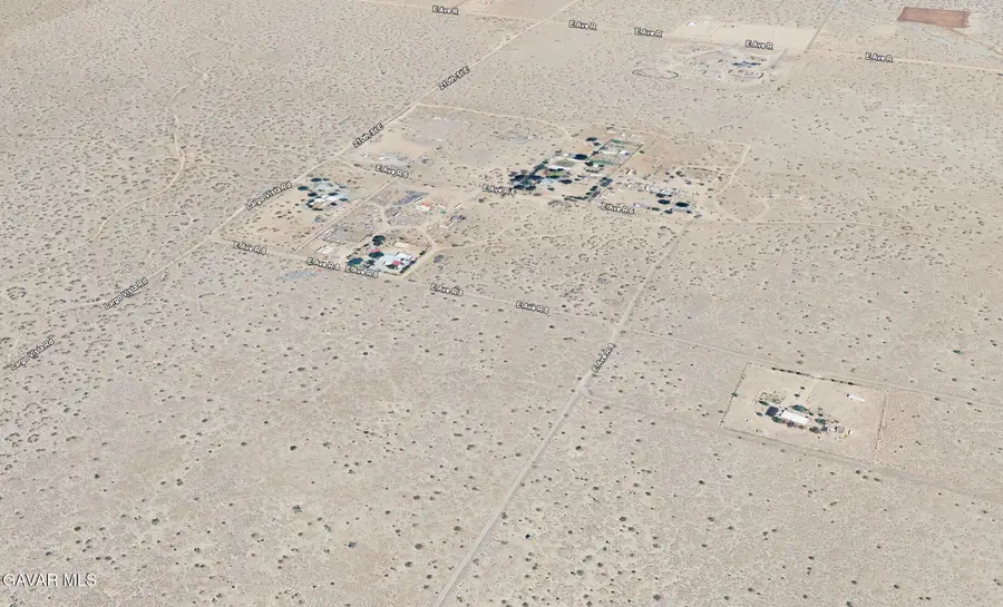 E Avenue R-8, Palmdale, CA 93591 - #2