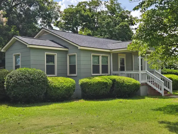 106 Hawthorne St, Leesburg, GA 31763