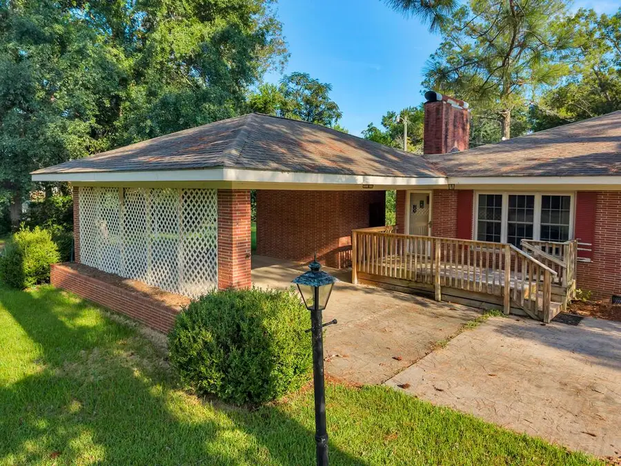 25 N. Stevens St., Ellaville, GA 31806 - #2
