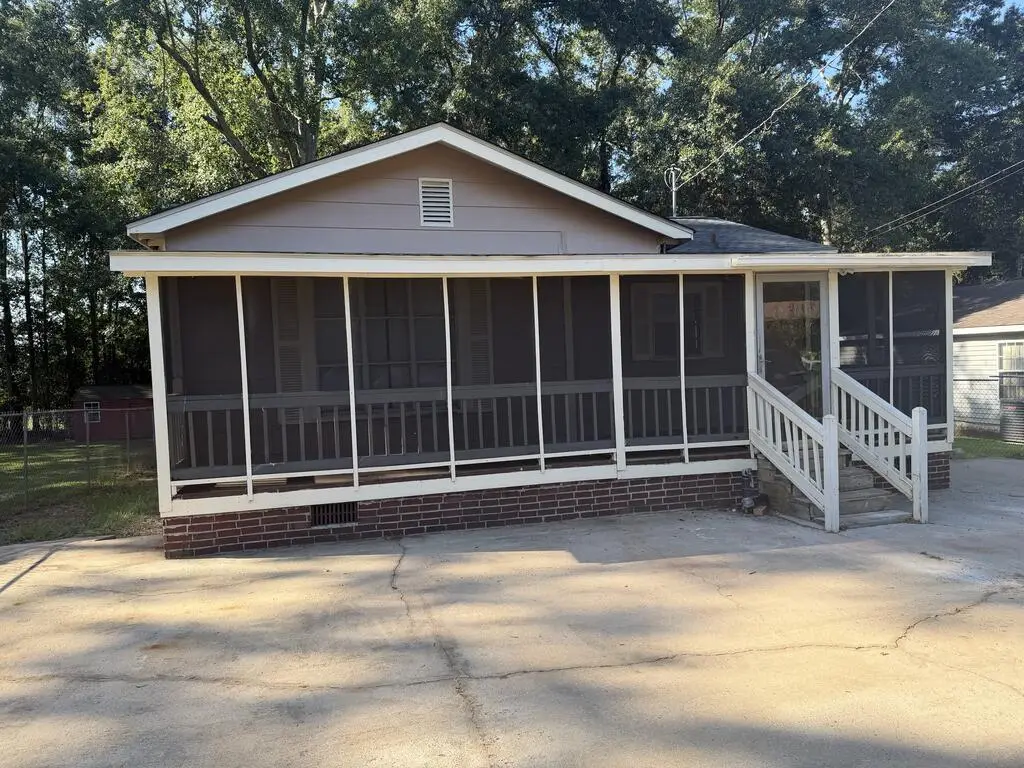 1101 East Furlow, Americus, GA 31709 - #1