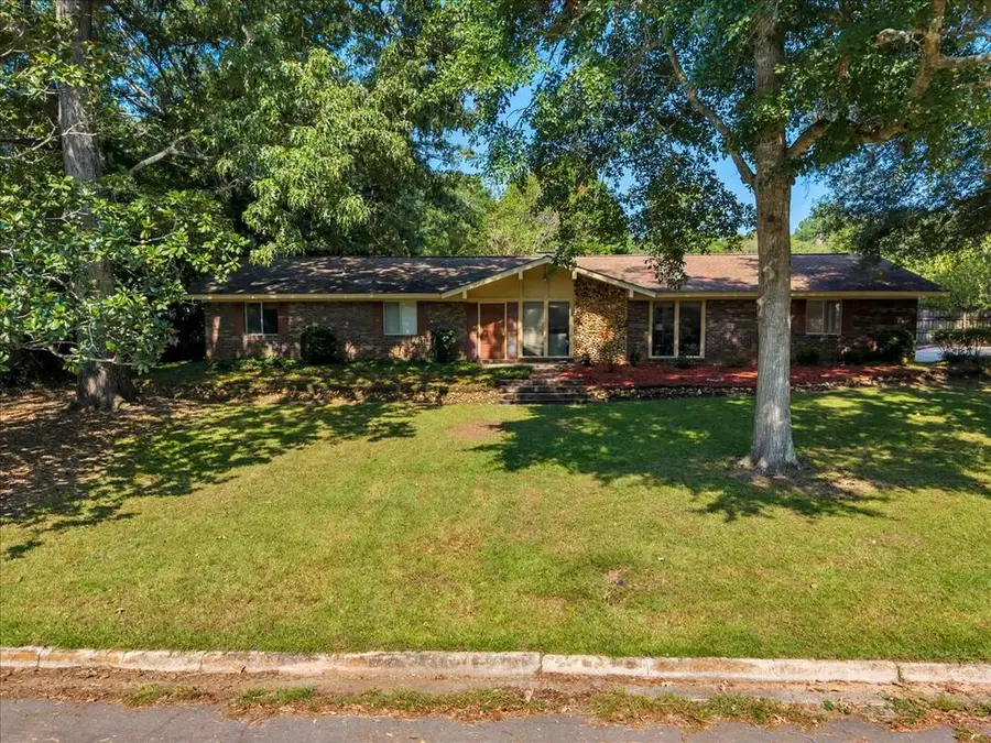 408 Wildwood Circle, Americus, GA 31709 - #2