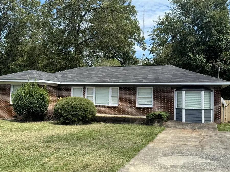 105 Springfield Avenue, Americus, GA 31709 - #2