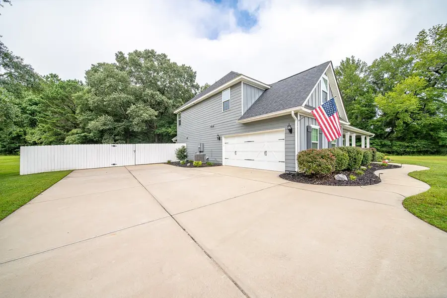 304 Maple Lakes Drive, Cataula, GA 31804 - Image #3