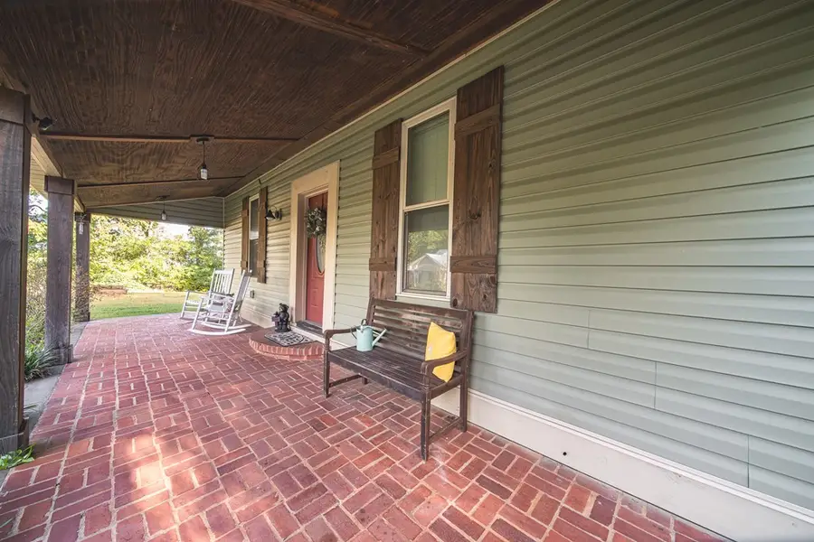 203 Hodge Street, Valley, AL 36854 - Image #2