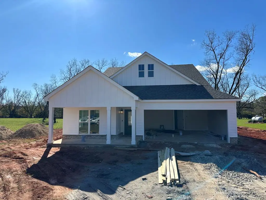 124 Chinaberry Street, Pine Mountain, GA 31822 - Image #1