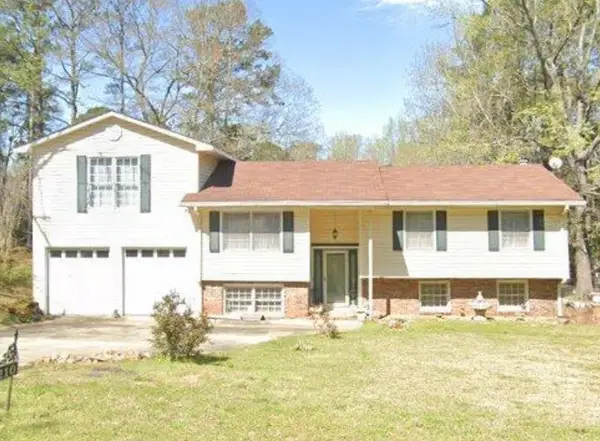 210 Hearthstone Drive, LAGRANGE, GA 30241