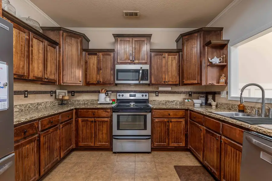 2502 Hickoryridge Drive, Phenix City, AL 36870 - Image #3