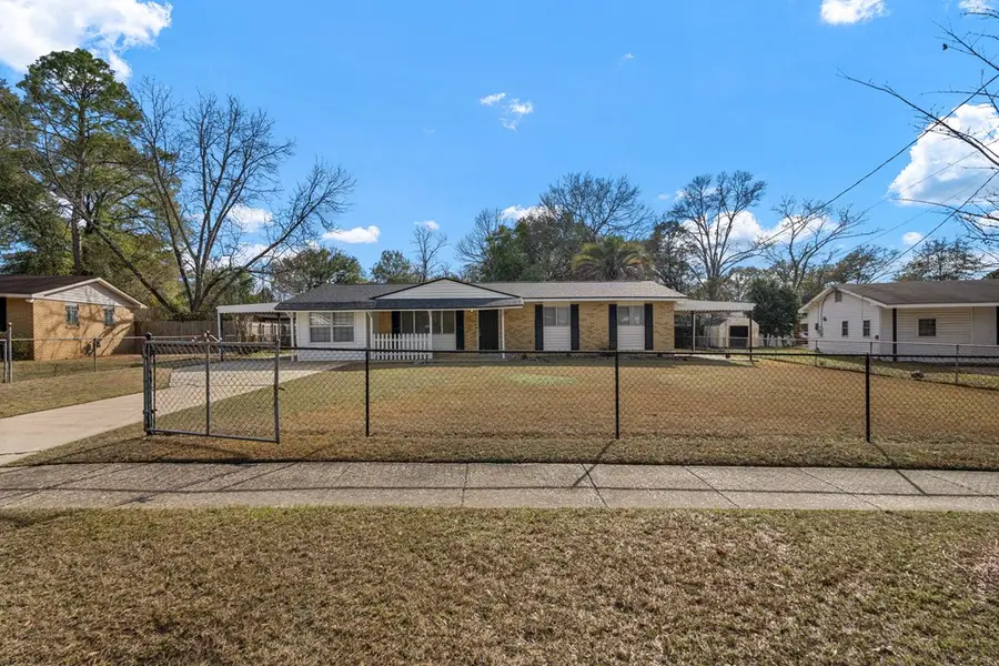 5010 Kingston Drive, Columbus, GA 31907 - #2