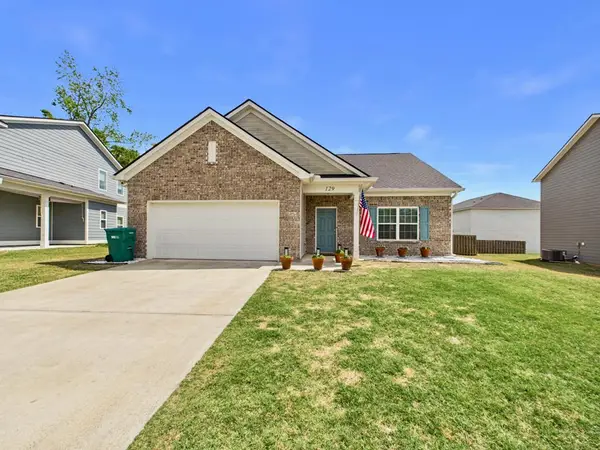 129 Wood Hill Drive, SMITHS STATION, AL 36877