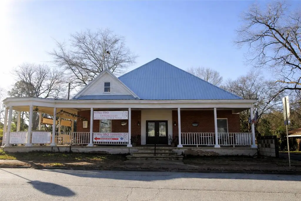 1504 Broad Street, Lumpkin, GA 31815 - #1