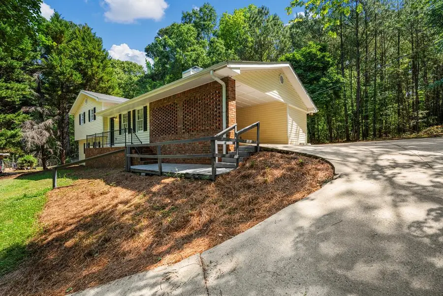 134 N Lake Drive, Lagrange, GA 30240 - #2