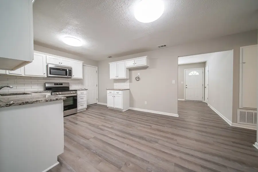 6040 Luna Drive, Columbus, GA 31907 - #3