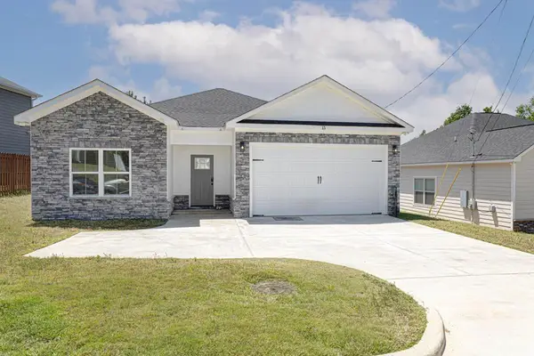 15 Lemon Way, PHENIX CITY, AL 36869