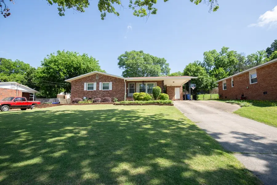 2201 Westminster Way, Columbus, GA 31904 - #2