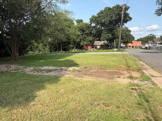 635 42nd Street, Columbus, GA 31904 - #3