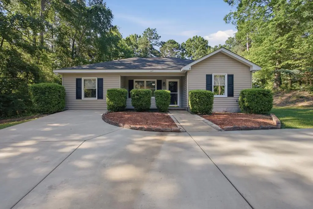 209 Waverly Circle, Waverly Hall, GA 31831 - #1