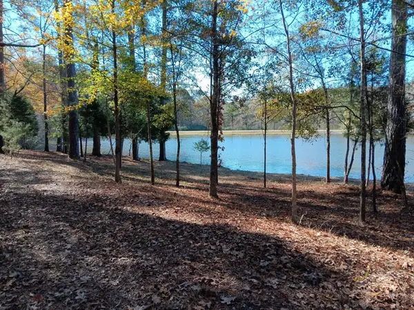508 Sweetwater Drive, CATAULA, GA 31804