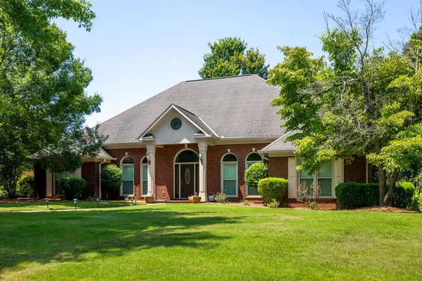 164 Glenwood Way, SMITHS STATION, AL 36877