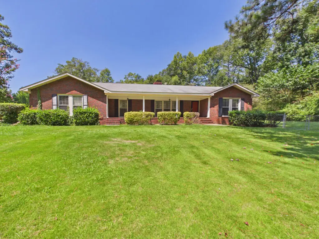 33 Byrd Avenue, Smiths Station, AL 36877 - #1