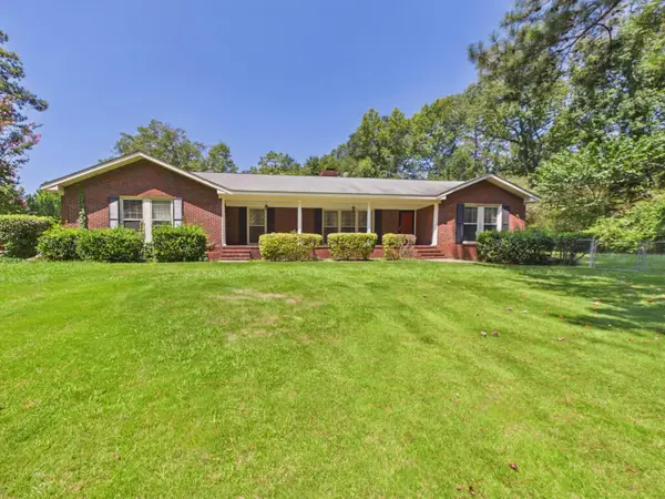 33 Byrd Avenue, SMITHS STATION, AL 36877