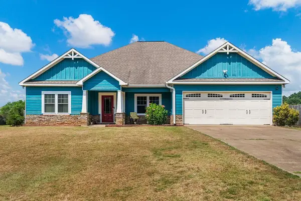 33 Winter Hawk Drive, FORT MITCHELL, AL 36857
