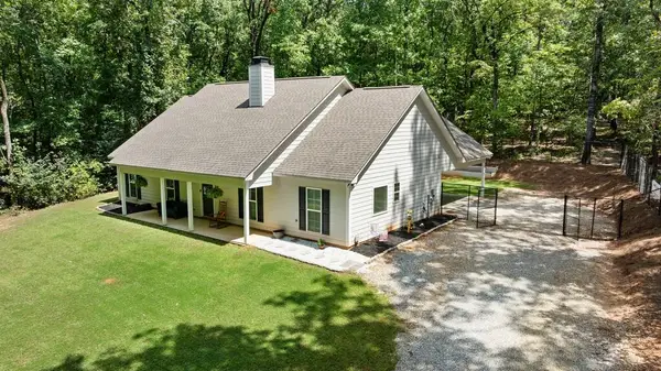 12506 Highway 0219, WEST POINT, GA 31833