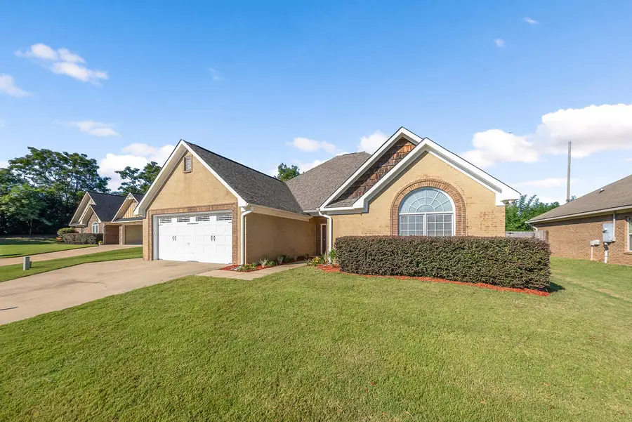 126 Boulder Creek, Smiths Station, AL 36877 - #3