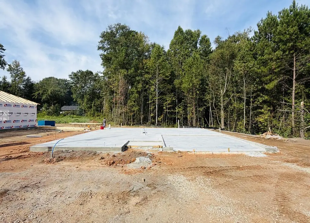 185 Lee Road 2157, Smiths Station, AL 36877 - #1