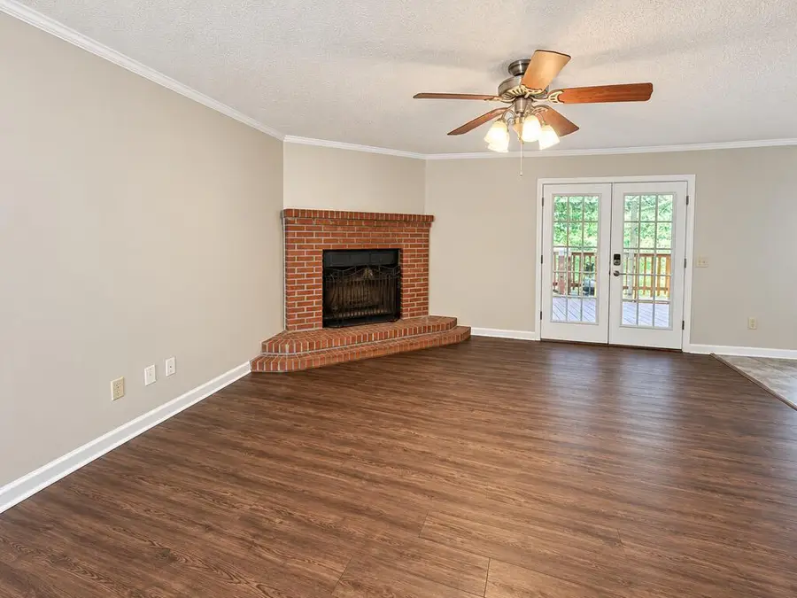 761 Douglas Drive, Ellerslie, GA 31807 - #3