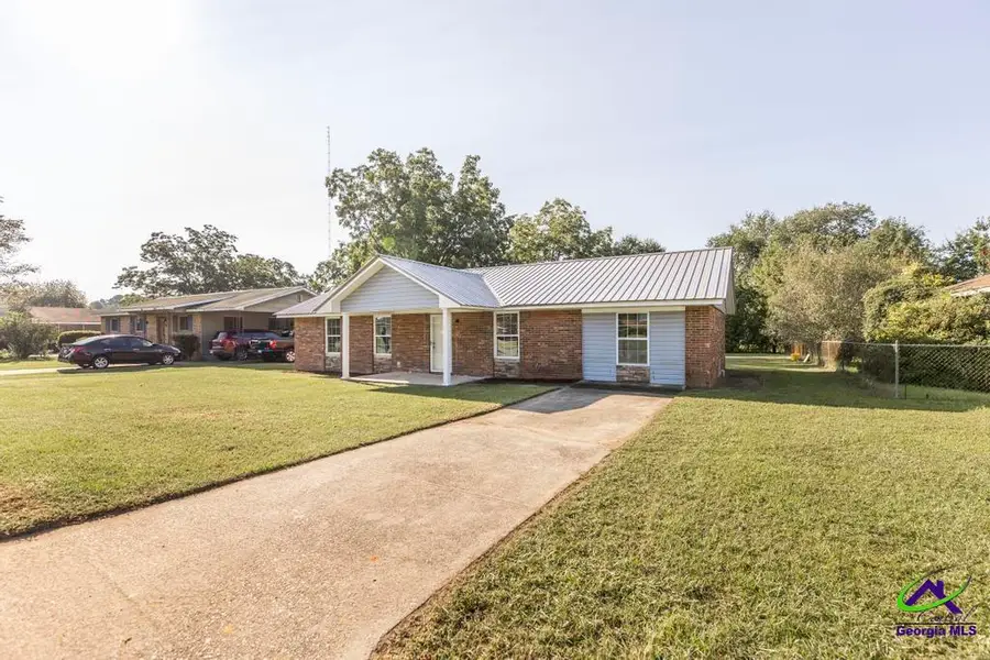 112 CASCADE Circle, Dublin, GA 31021 - Image #2