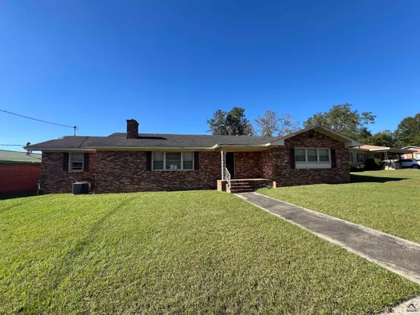 106 Country Club Road, Dublin, GA 31021