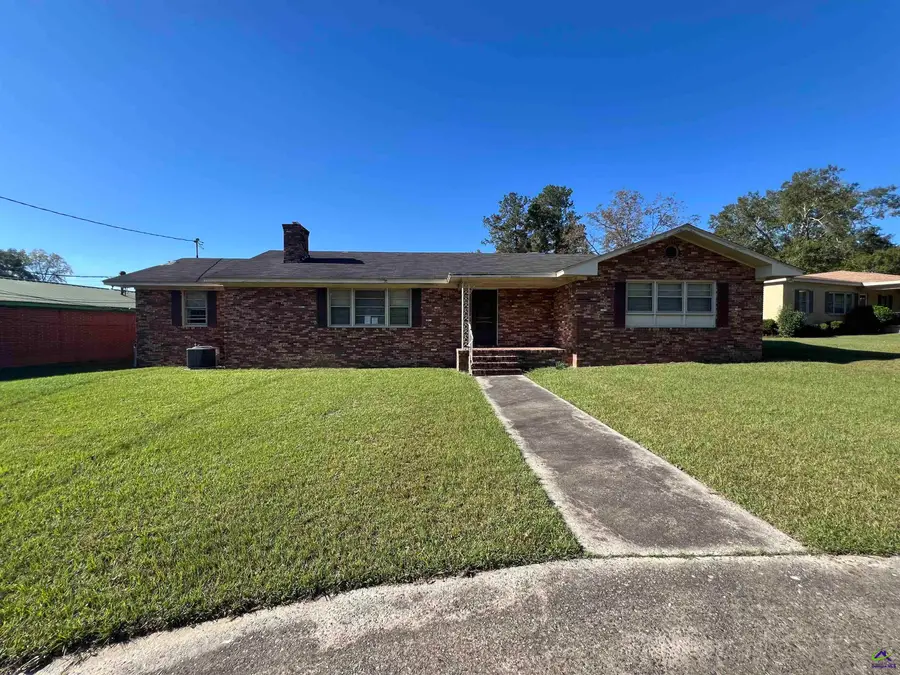 106 Country Club Road, Dublin, GA 31021 - Image #2