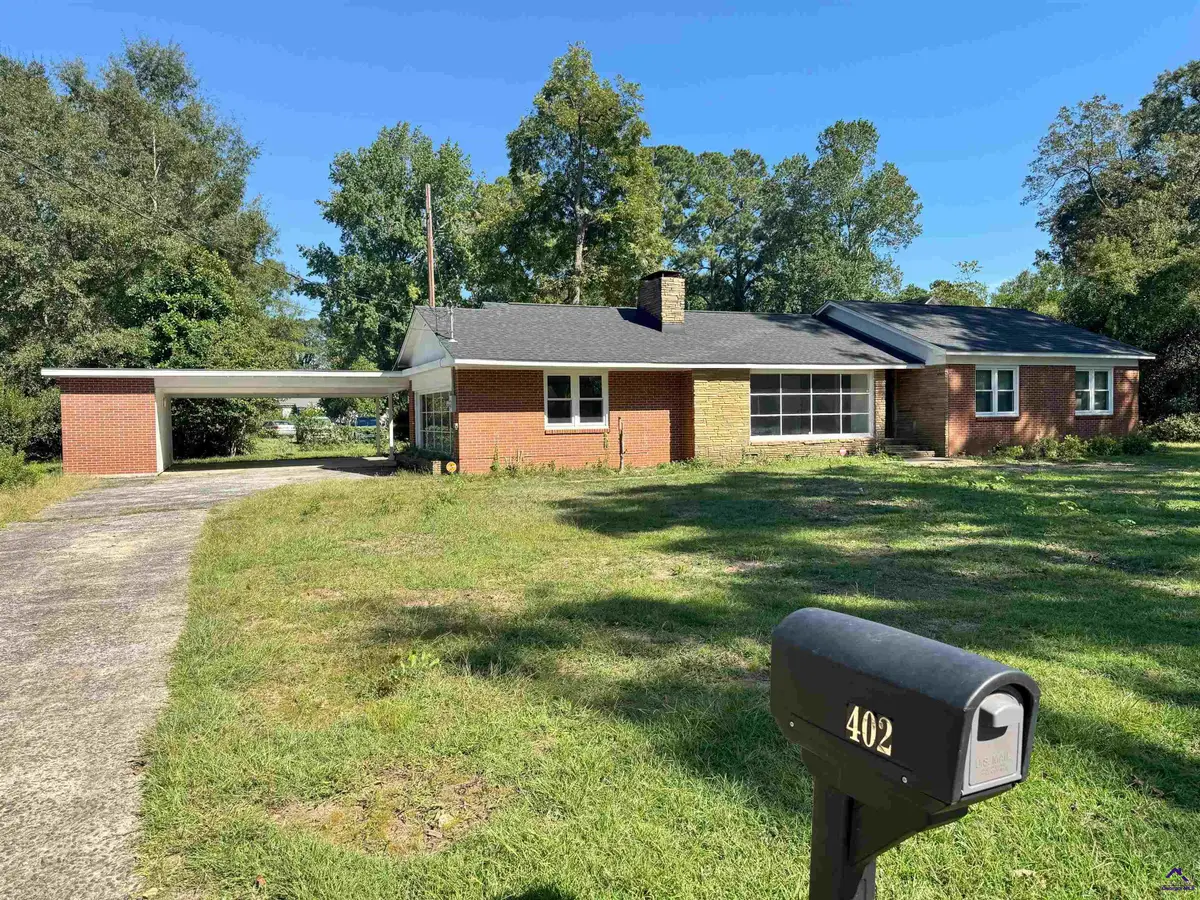 402 Westview Drive, Fort Valley, GA 31030 - #1