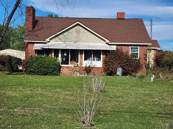 7386 Hawkinsville Rd, Macon, GA 31216