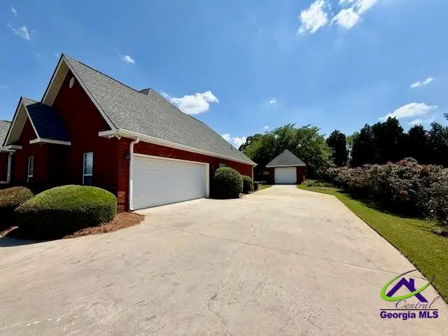 605 Victoria Circle, Warner Robins, GA 31088 - Image #2