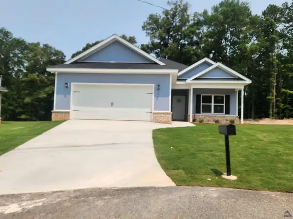 109 Silver Maple Court, Byron, GA 31008