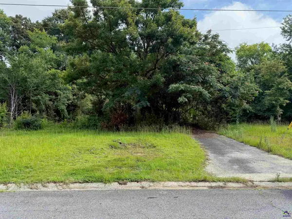 2801 Deeb, Macon, GA 31206