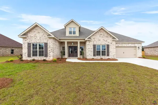 202 Emberwood Way, Kathleen, GA 31047