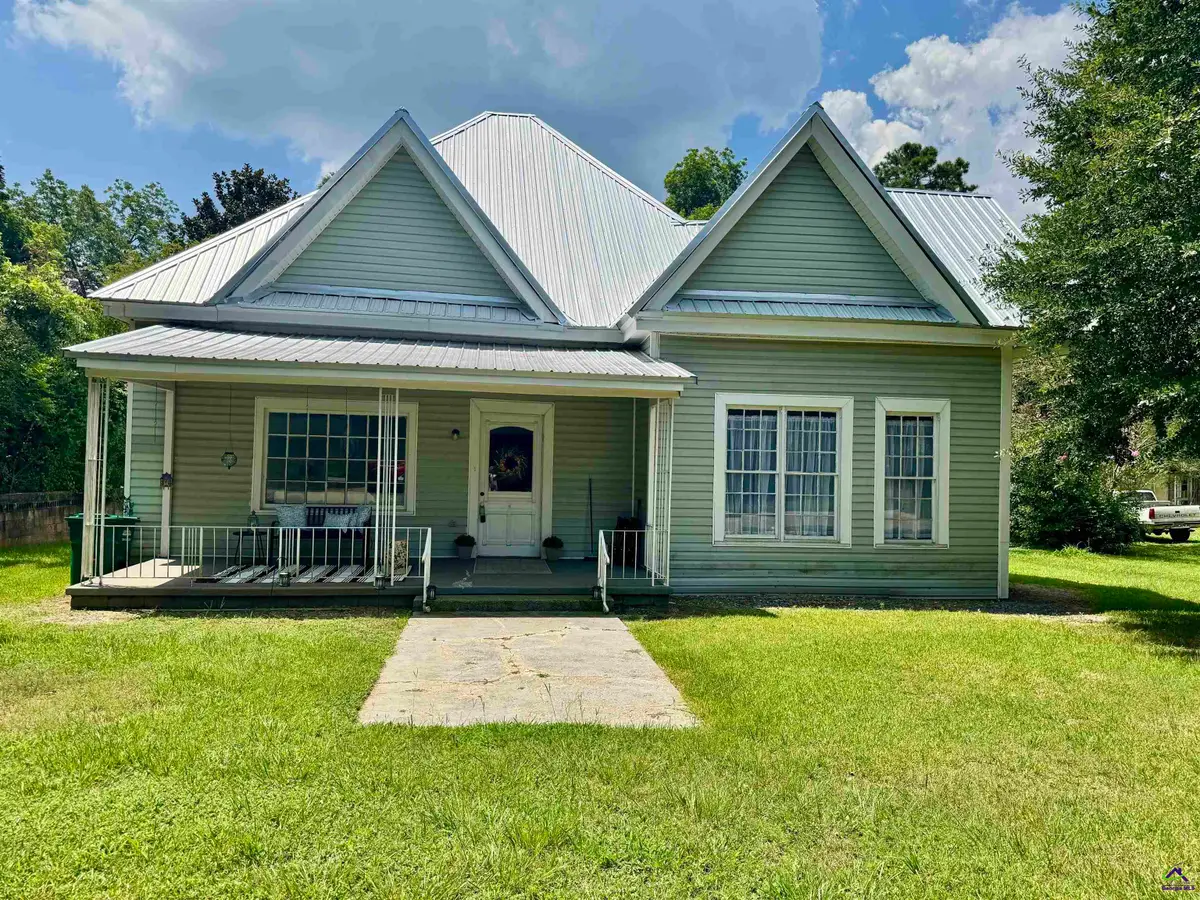 513 College Street, Dawson, GA 39842 - #1